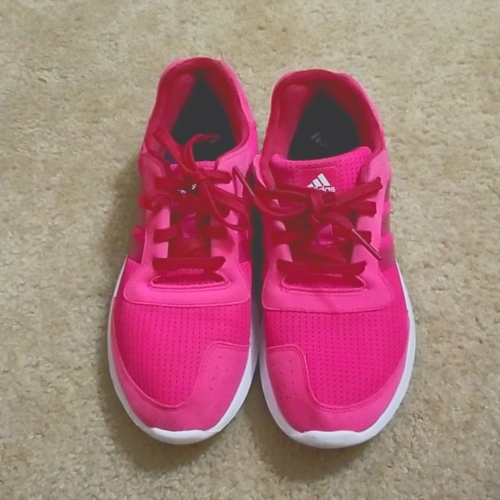 Adidas pink cloud foam size 9